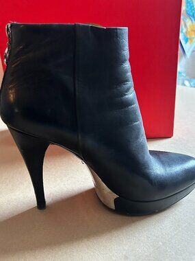 Vintage Black Leather Platform Ankle Boots – Wishbone Collection